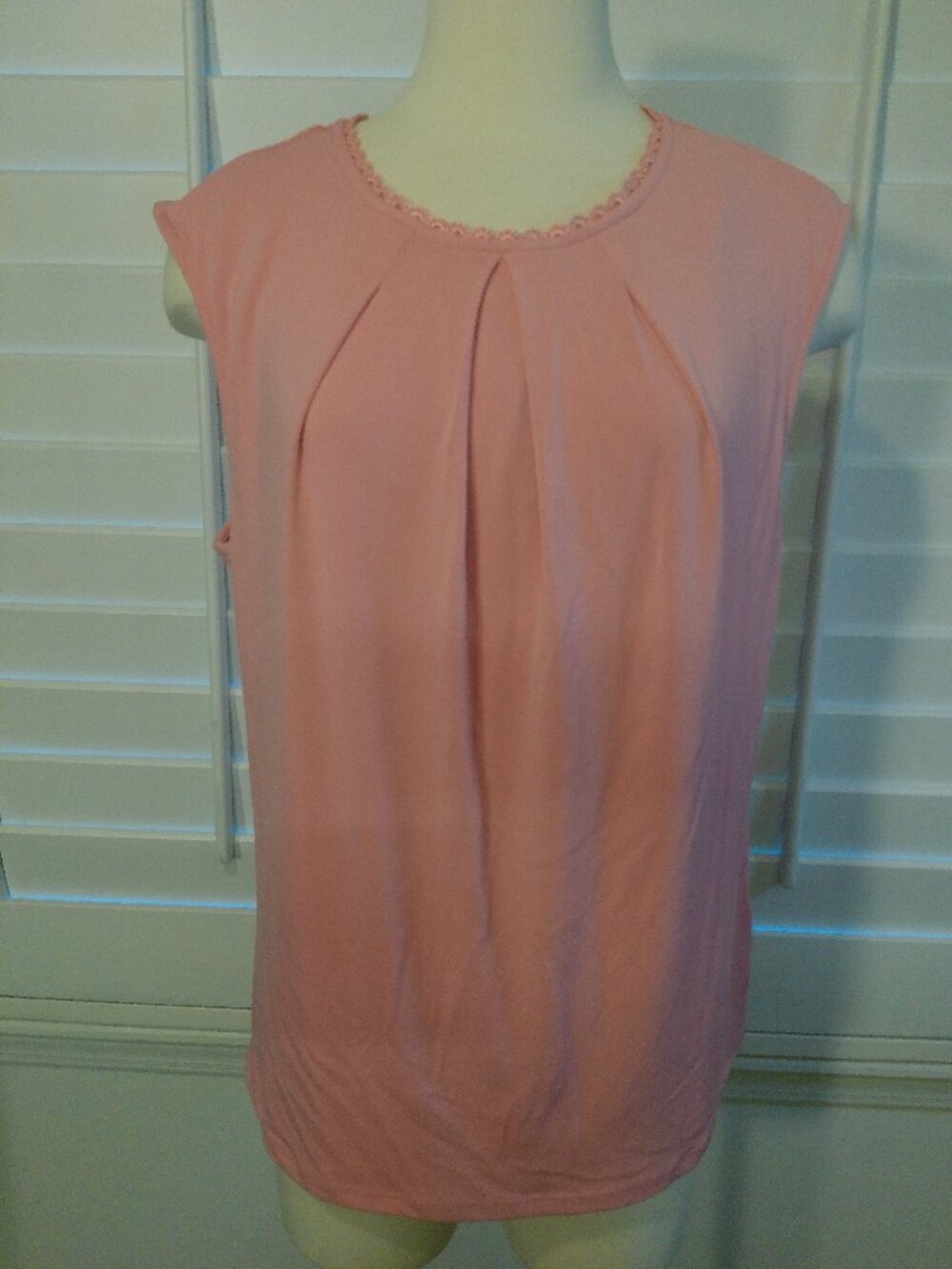 Sleeveless Pink Blouse Anne Klein Size XL